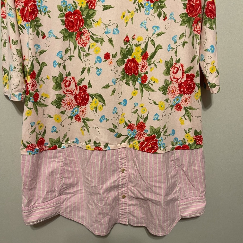 The Pioneer Woman Floral Tunic - Picture 4 of 5